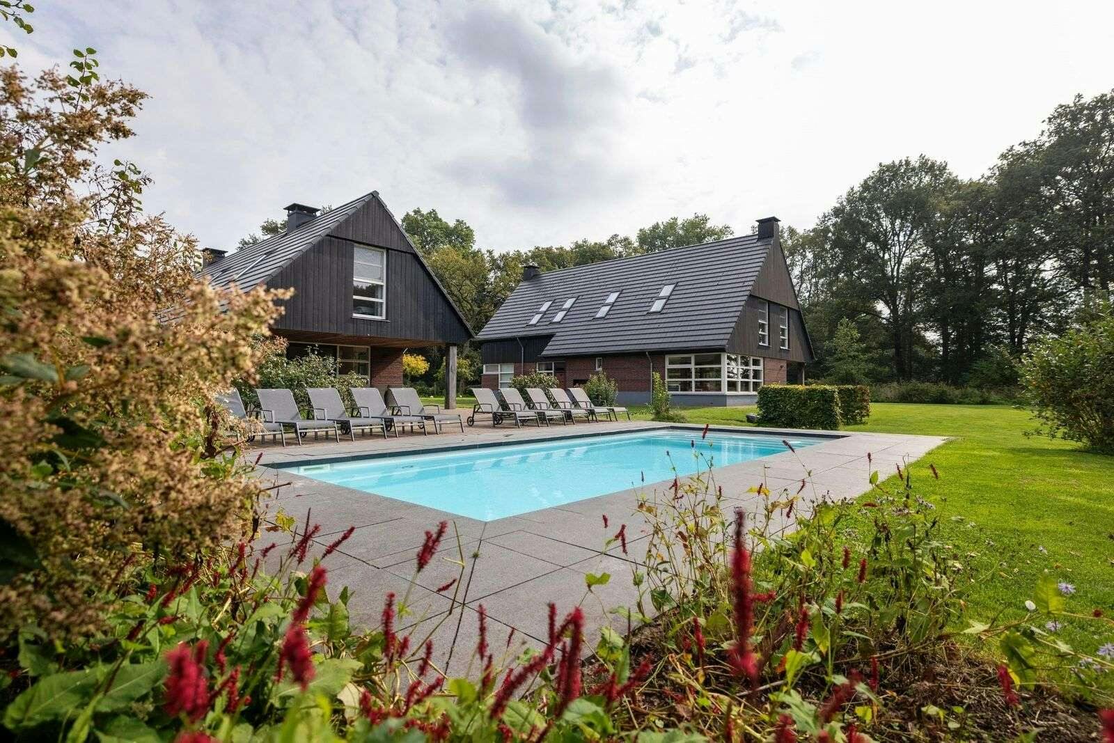 Vakantiehuis met zwembad Nederland